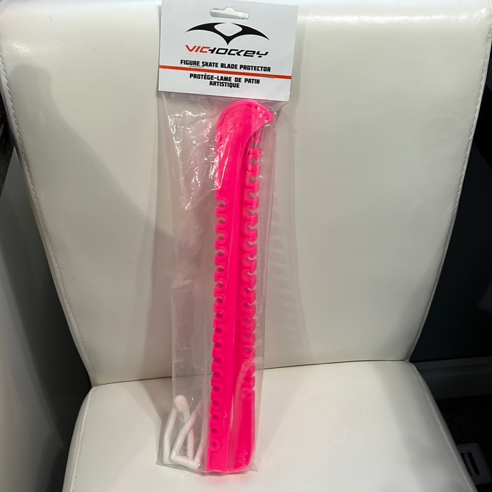 Figure skate guards